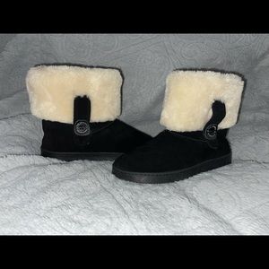 Black Boots